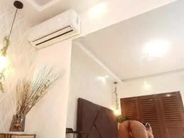 Samanta_chavez  live sex cam
