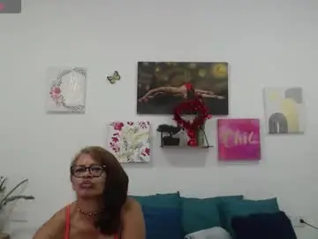 Smilet_milf  live sex cam