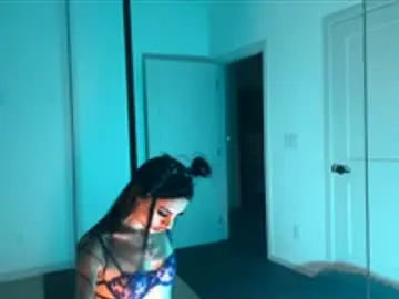 3lla_88  live sex cam