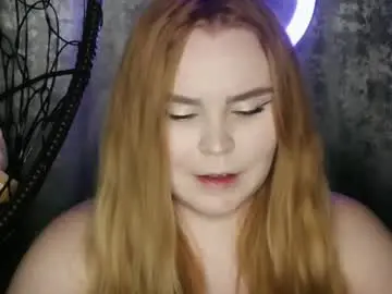 Blushing_star  live sex cam