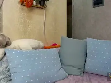 Cuttiebunny  live sex cam