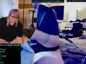 Doomednympho  live sex cam