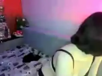 Ella_babyy  live sex cam
