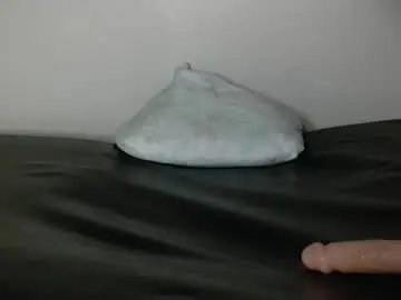 Fatassfreak254  live sex cam