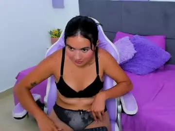 Kelly_cute65  live sex cam