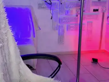Kimporins  live sex cam