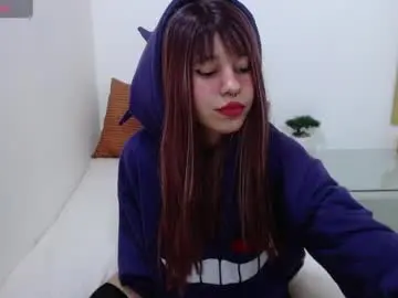 Loly_petit  live sex cam