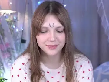 Lunabate  live sex cam