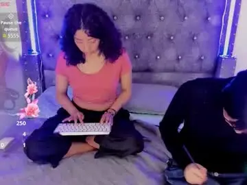 Mia_cavallii  live sex cam