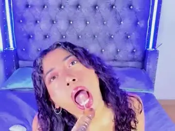 Mia_cavallii  live sex cam