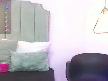 Moon_blue95  live sex cam