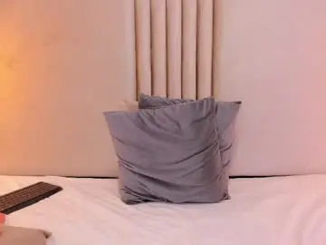 Rossymml  live sex cam