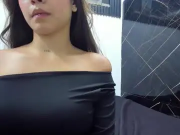 Sarah_villaa  live sex cam