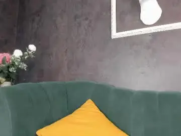 Tania_grant  live sex cam