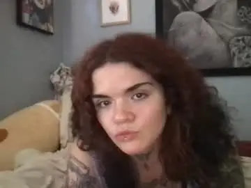 Titzntattz  live sex cam