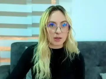 Anttoniia  live sex cam