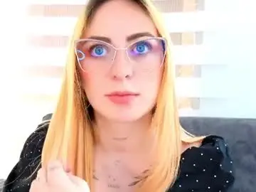 Anttoniia  live sex cam