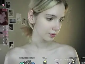 Auroremanaugh  live sex cam