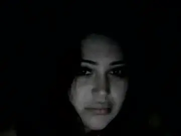 Crazylatina333  live sex cam
