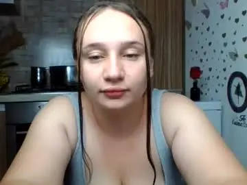 Curvybombb  live sex cam