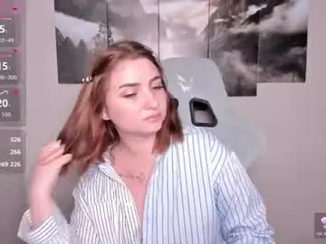 Flufyfoxx  live sex cam