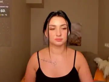 Flufyfoxx  live sex cam