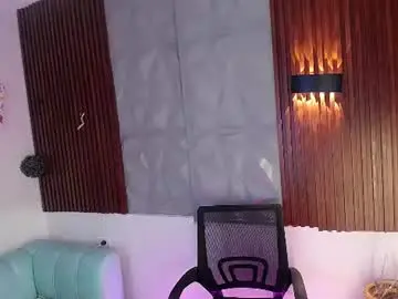 Hazel_russo  live sex cam