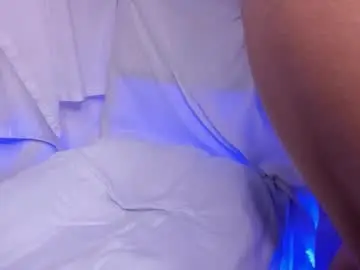 Isabella_boyer  live sex cam