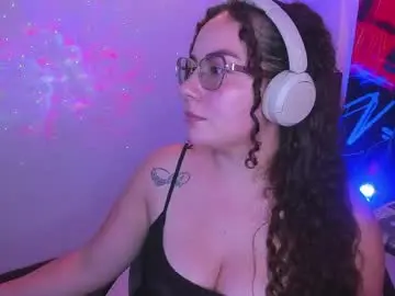 Naughty_butt  live sex cam