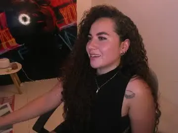 Naughty_butt  live sex cam
