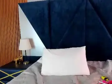 Oliviacollinns  live sex cam