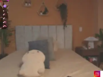 Valerycolins  live sex cam