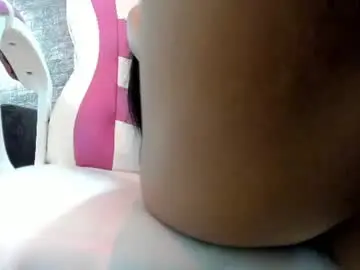 Candy_kiss__  live sex cam