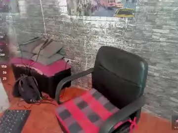 Candy_kiss__  live sex cam