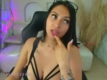 Dakotha_v  live sex cam
