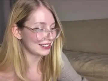 Horney_audrey  live sex cam