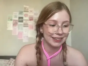 Horney_audrey  live sex cam