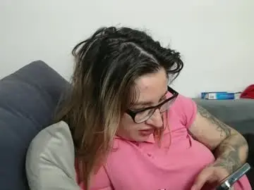Larysalovexxx94  live sex cam