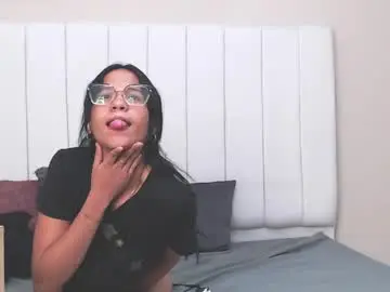 Naty_pinkk  live sex cam