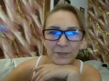 Nikol_glow2026  live sex cam