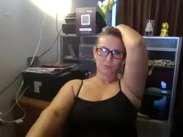 Nikol_glow2026  live sex cam