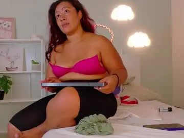 Selenegibson__  live sex cam