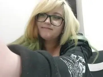 Shondrapisani  live sex cam