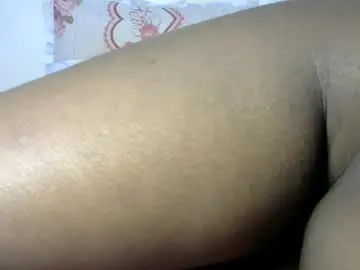 Sucker_queen  live sex cam