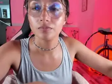 Adrena_10  live sex cam