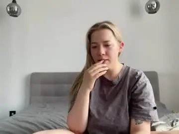 Alyrasun  live sex cam