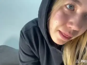 Alyrasun  live sex cam