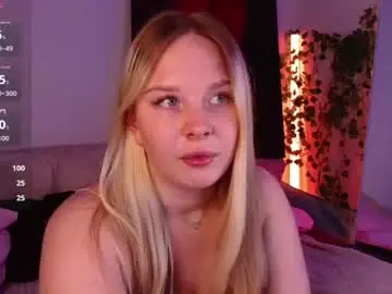 Emelizz  live sex cam
