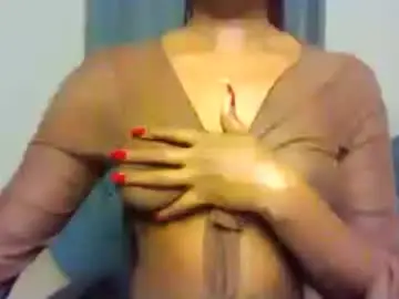 Gada_charm  live sex cam