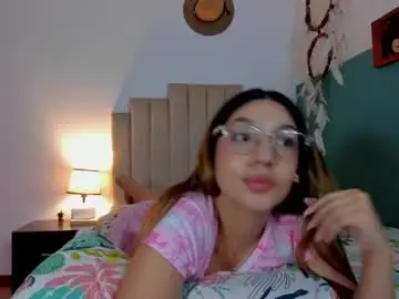H3y_mia3  live sex cam